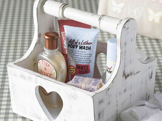 Vintage heart design trug.jpg